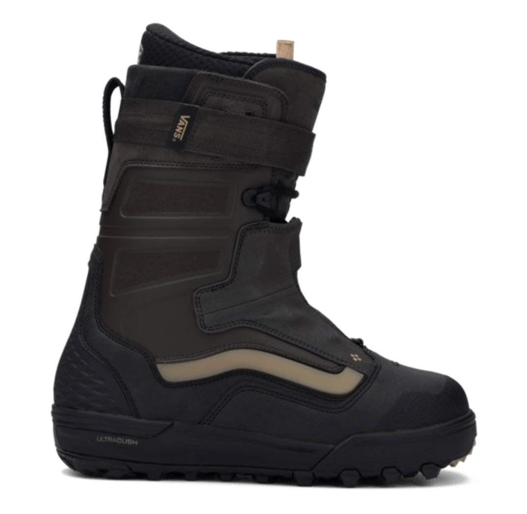 Vans Hi Country Snowboard Boot in Faded Black 2026 - M I L O S P O R T