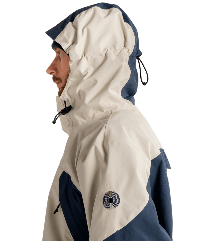 Autumn Camber 3L snow jacket for men and women, waterproof winter outerwear with a hood and insulated design.