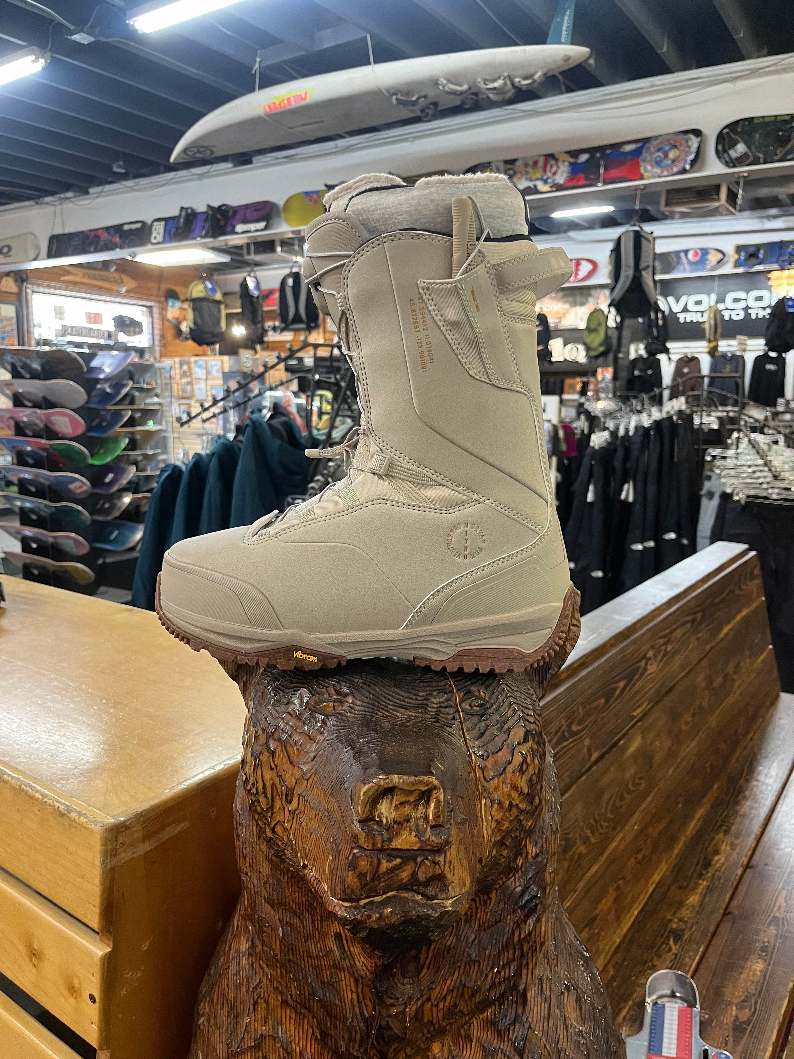 Nitro Venture Pro TLS Snowboard Boot 2025 - M I L O S P O R T