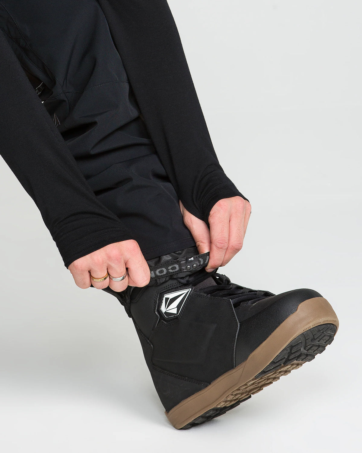 Volcom Men’s Roan 20K Pant 2027