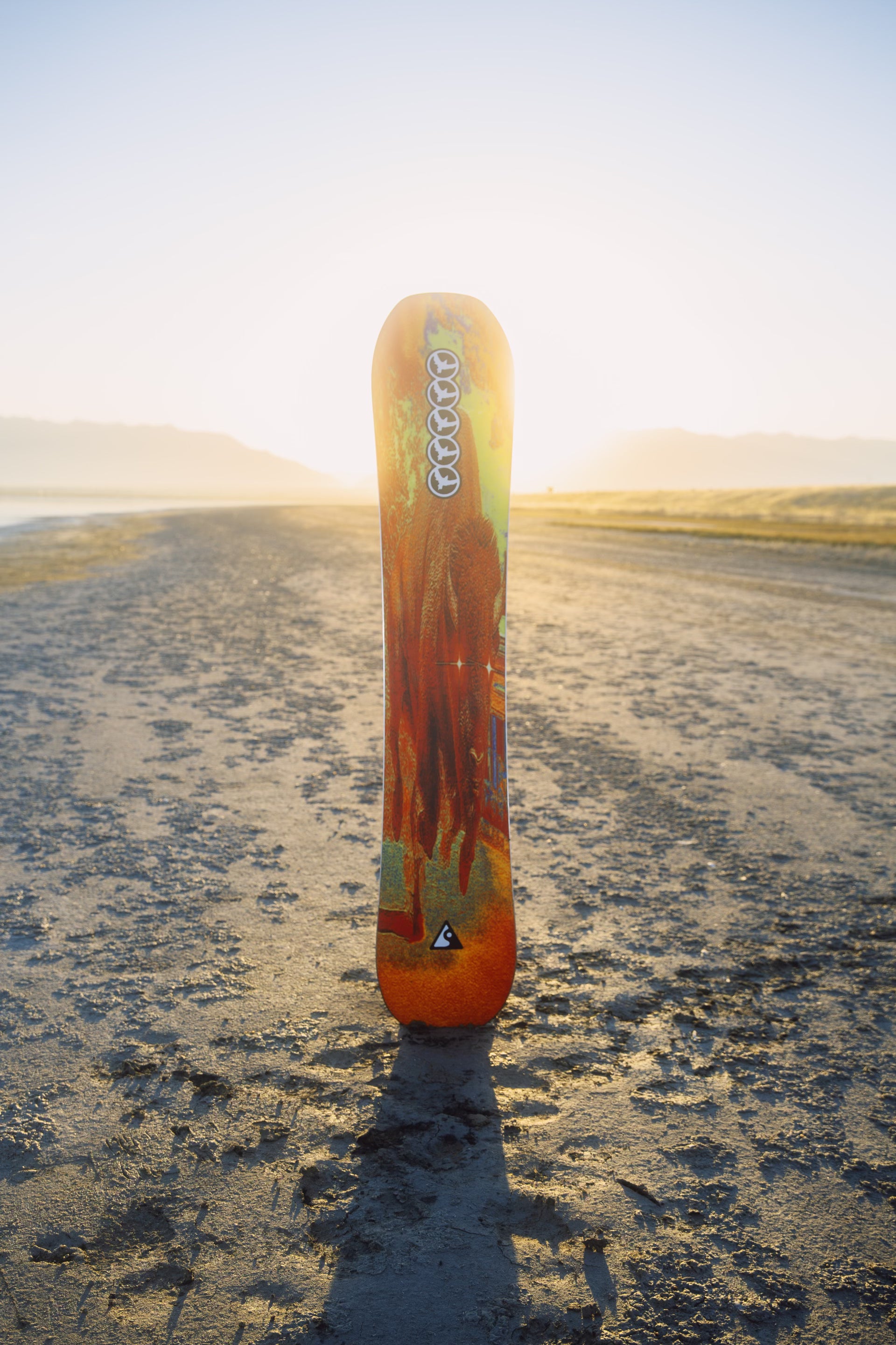 K2 x Milosport Wagon Wheel Passport Snowboard 2025 - M I L O S P O R T
