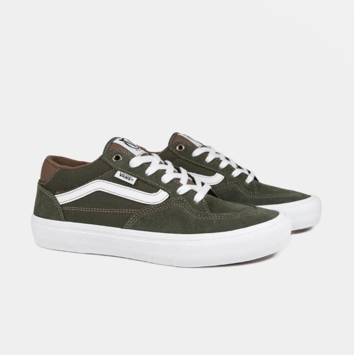 Vans Rowan skate shoes in green and brown with classic design and sturdy soles, ideal for skateboarding and casual wear.