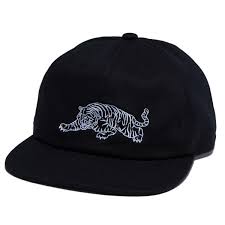 Lo Res Evander Hat in Black and white - M I L O S P O R T