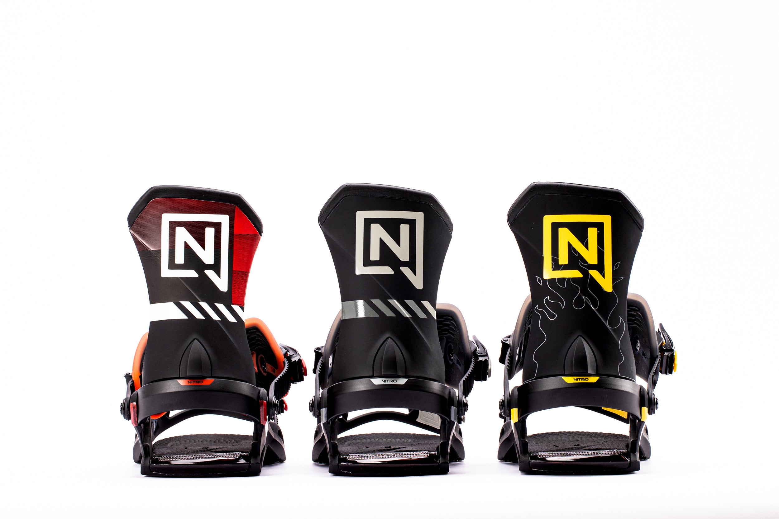 Nitro Team Pro snowboard bindings 2027 in black with high-back support and adjustable straps, designed for all-mountain snowboarding.