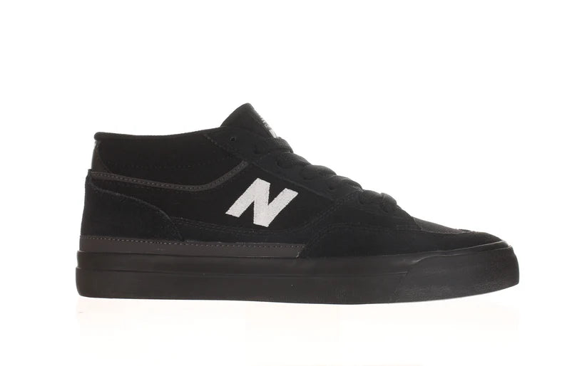 New Balance Numeric Franky Villani 417 skate shoes in black with a sleek design, featuring durable construction and skate-ready style.