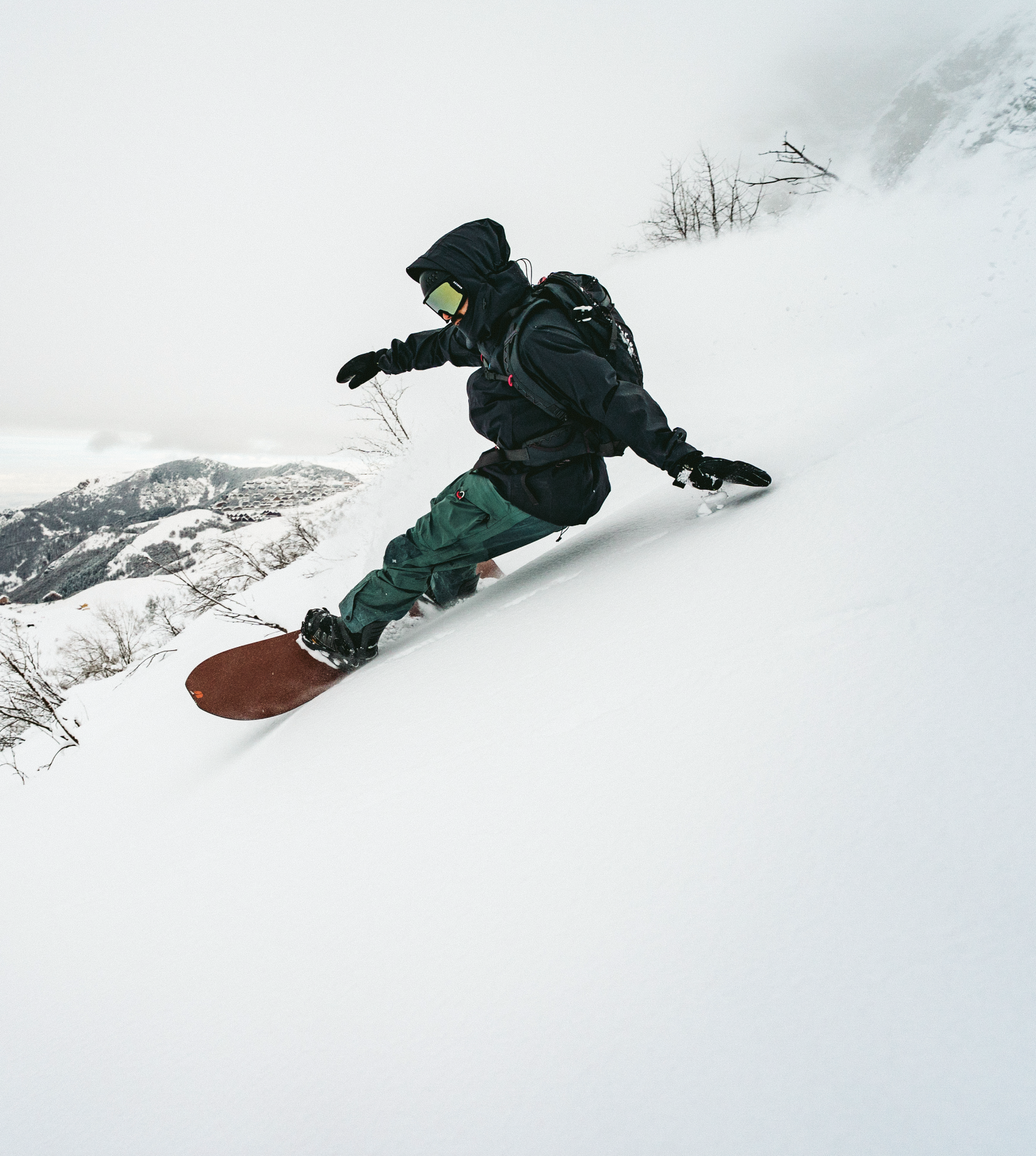 United Shapes Deep Reach snowboard for 2027, featuring a sleek design and durable construction, ideal for all-mountain snowboarding.