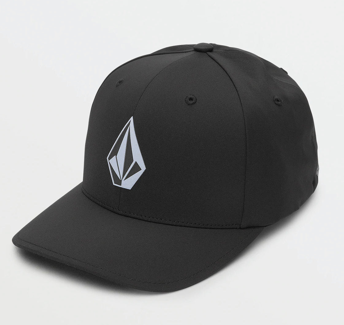 Volcom Stone Tech Delta Hat in Black - M I L O S P O R T