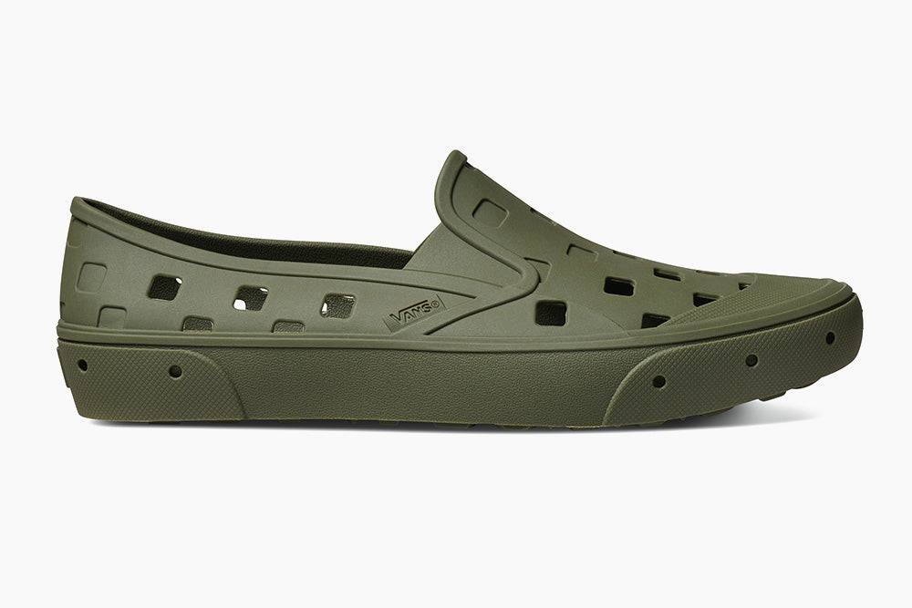 Vans Trek Slip-On Shoe in green display picture 1