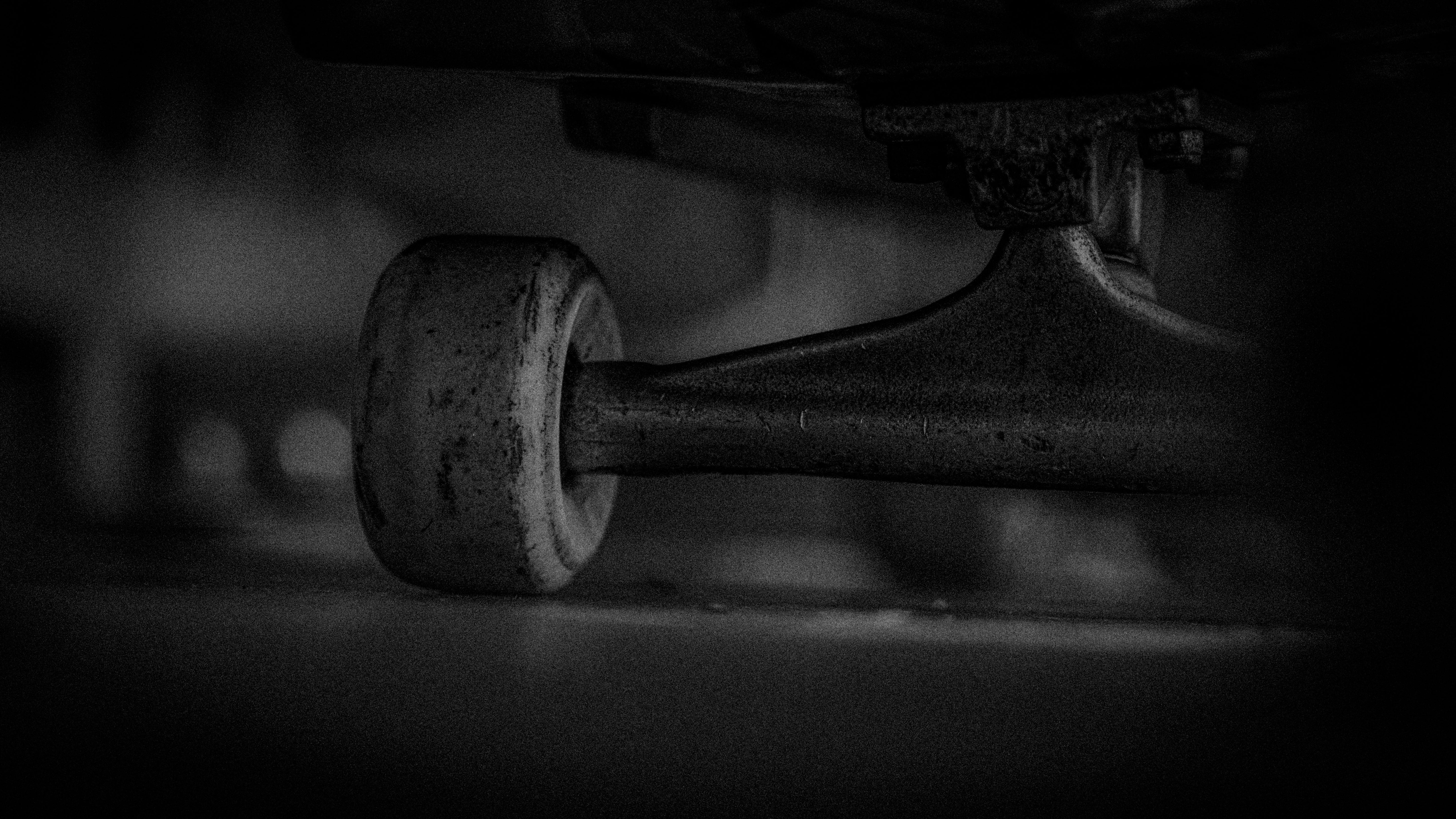 Skate Trucks