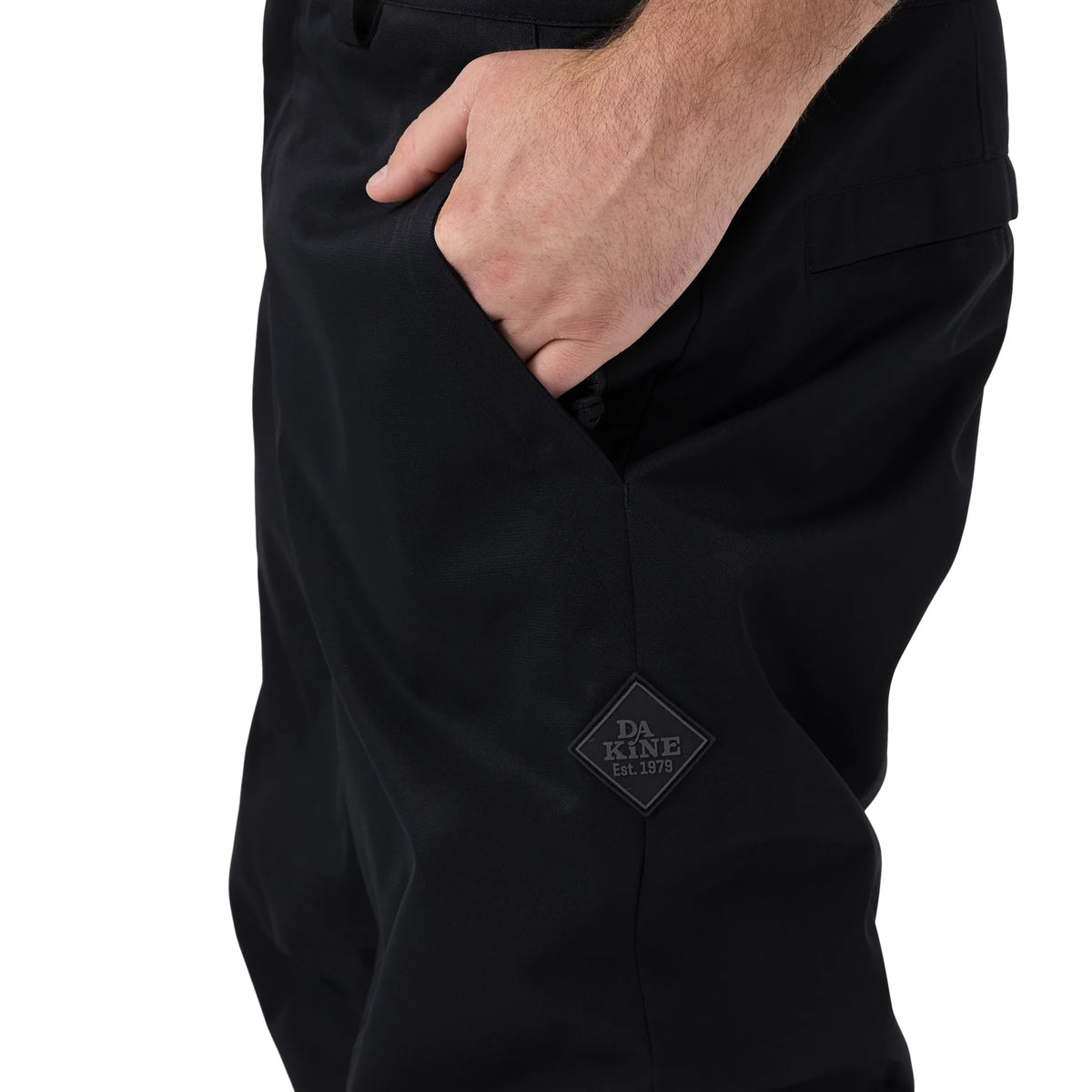 Dakine Staple Pant in Black 2027