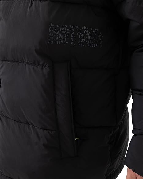 Dakine Red Gerard Packable Quilted Puffer Jacket in Black 2027