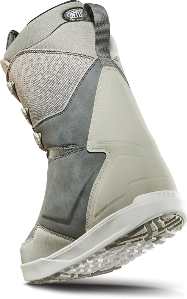 32 (Thirty Two) Lashed Chris Bradshaw Snowboard Boots in Grey and Tan 2024 - M I L O S P O R T