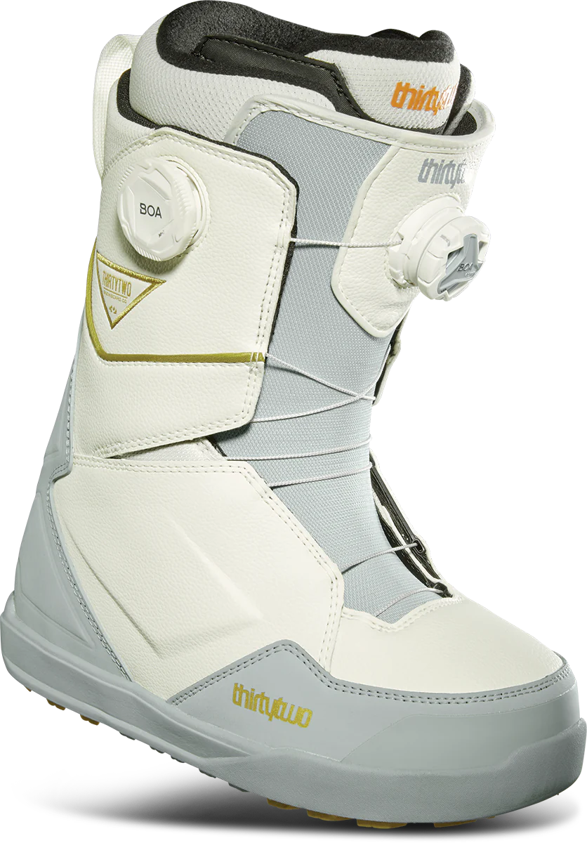 32 (Thirty Two) Lashed Double Boa Womens Snowboard Boots in White and Grey 2024