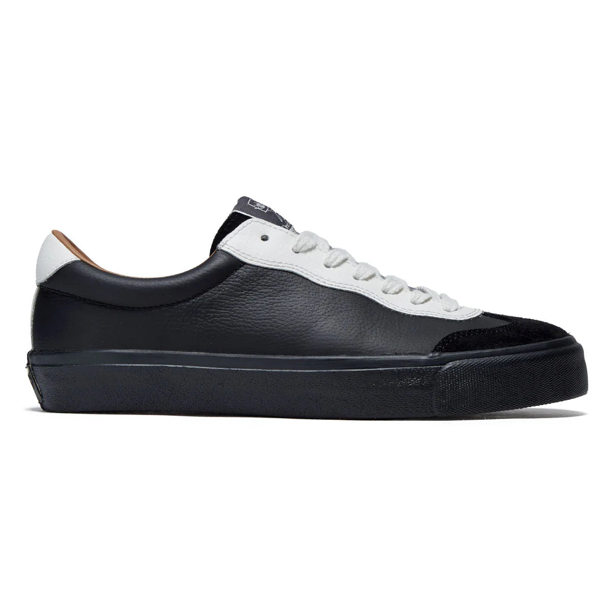 Last Resort VM004 Milic Shoe in Tuxedo and Black