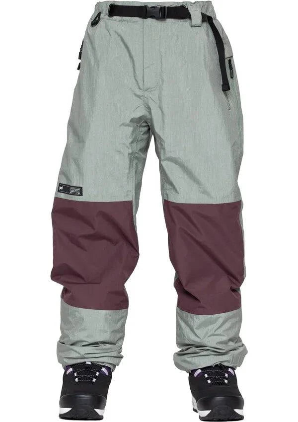 L1 Ventura Snow Pant in Shadow Huckleberry 2024