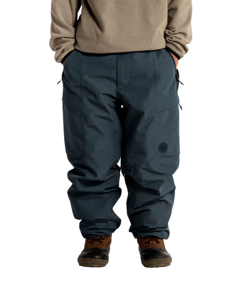 Autumn Storage Snow Pants for men and women, featuring insulated winter design, in black with storage pockets and snow-resistant fabric.