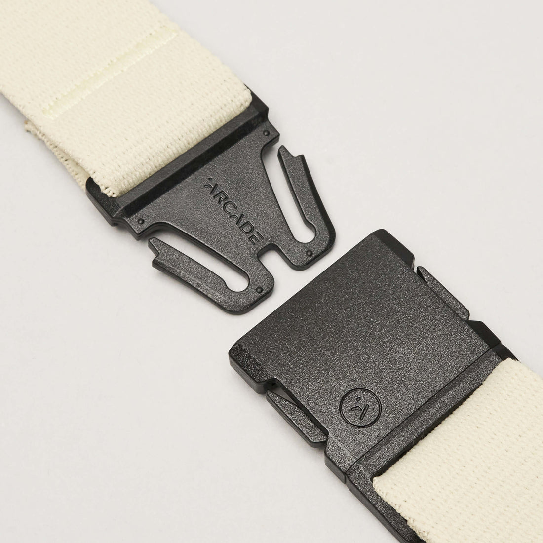 Arcade Charmer Slim Belt in Haze - M I L O S P O R T