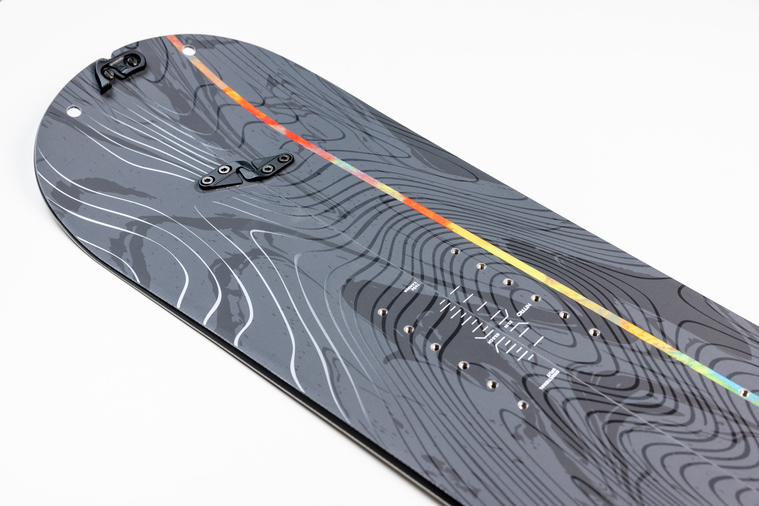 Nitro Alternator FX Split Snowboard 2027, side view showing the tail and split design for winter snowboarding adventures.