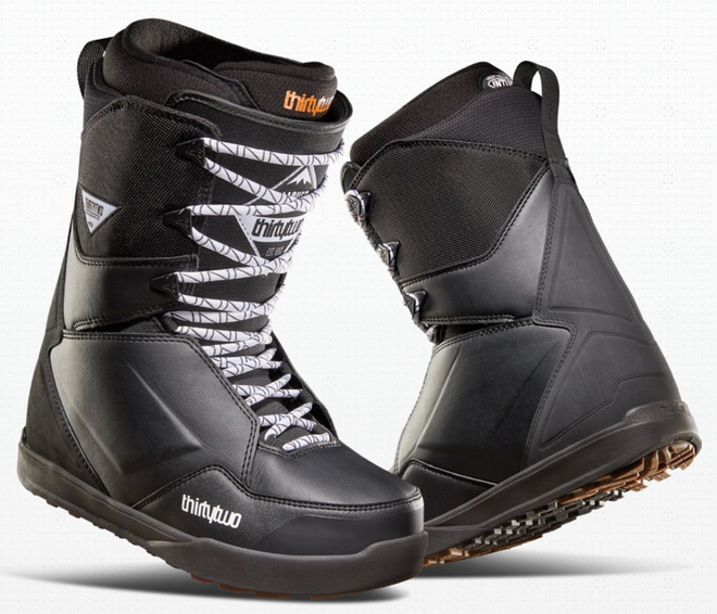 32 (Thirty Two) Lashed Wide Quick Strike Snowboard Boots in Black 2024 - M I L O S P O R T