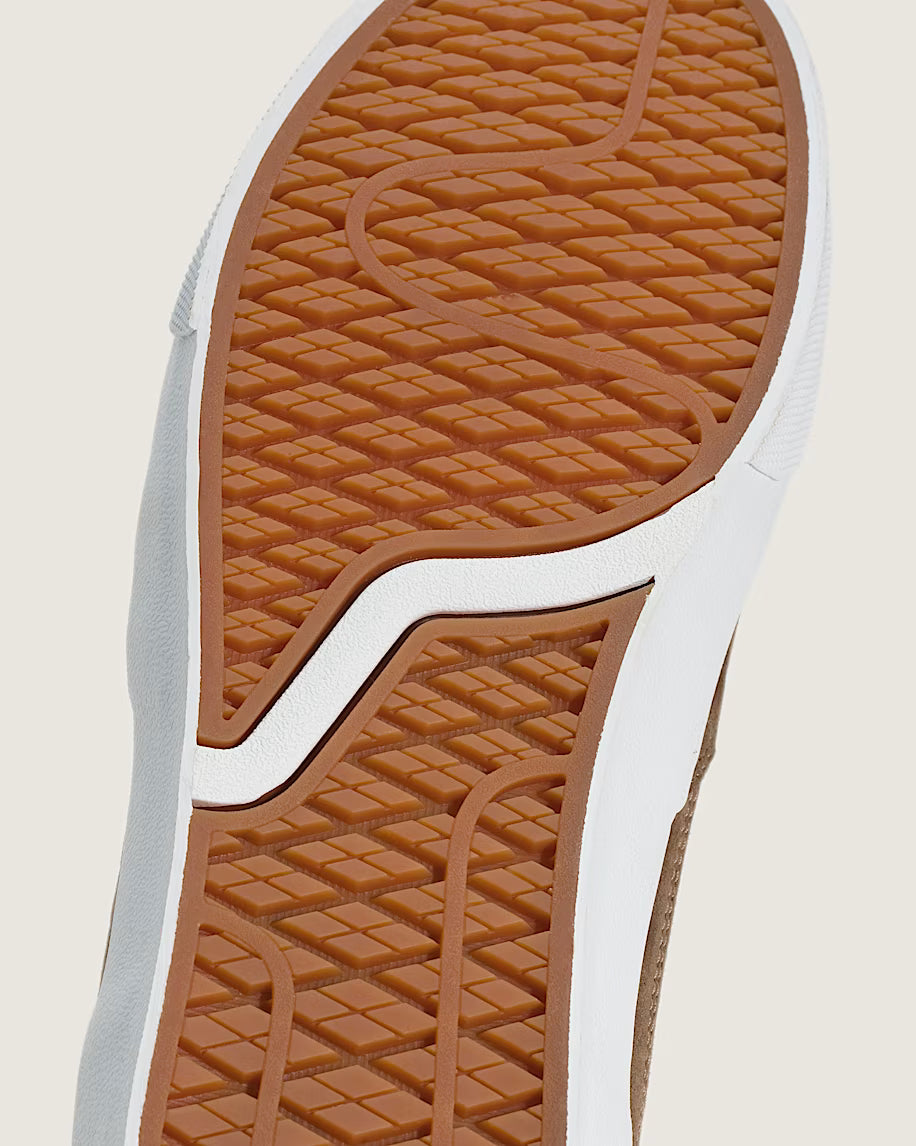 Vans Skate Curren Caples shoes in vintage cocoa with suede and canvas upper, flat laces, and skate-inspired design.