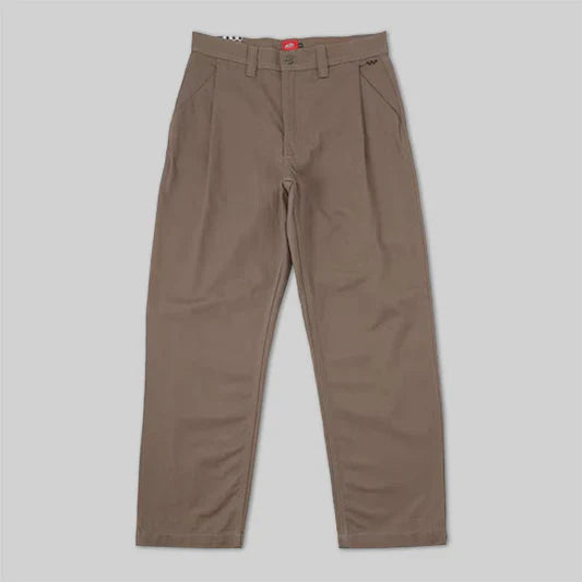 Vans Skate Loose Pleated Pants in Walnut