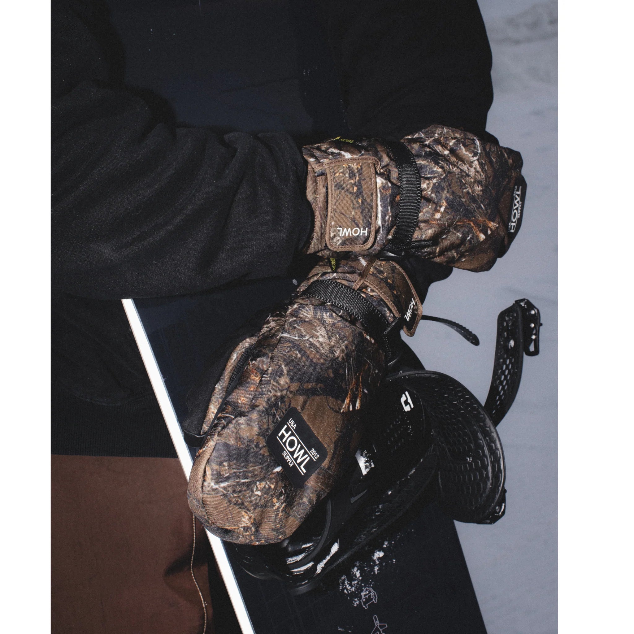 Howl Fairbanks Mitt 2026 - M I L O S P O R T