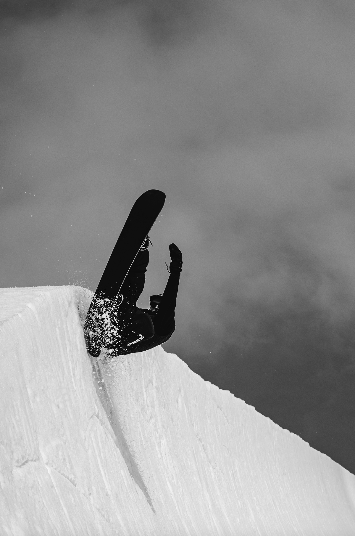 Korua Otto Plus snowboard for snowboarding, featuring a sleek design and durable construction, ideal for winter sports enthusiasts.
