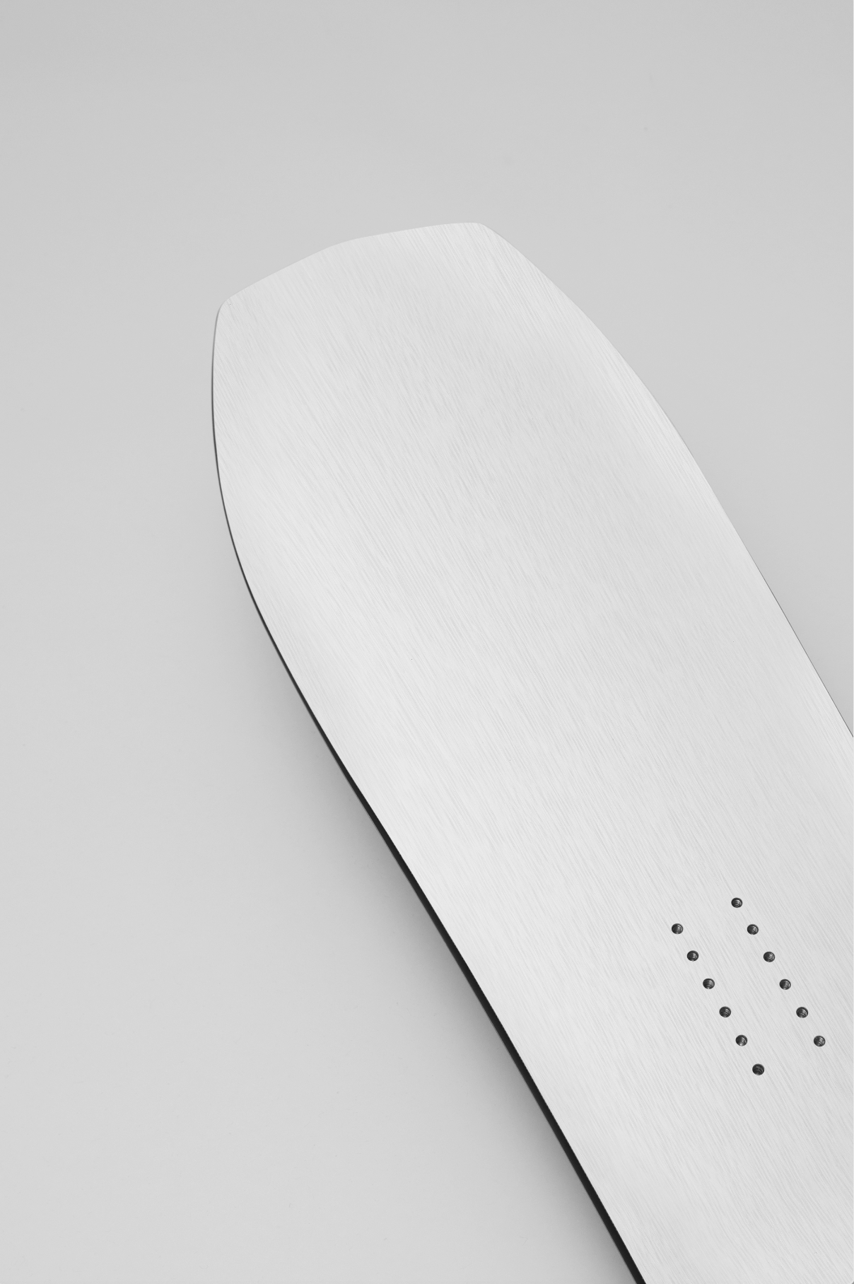 Korua Transition Finder snowboard with studio nose design with a white background