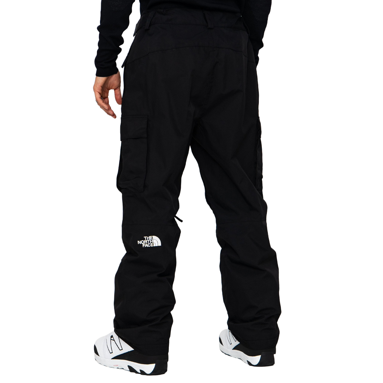 Rear three-quarter view of The North Face Men’s Blizzardery Cargo Pants in TNF Black showing the thigh cargo pocket, articulated leg shape and The North Face logo.