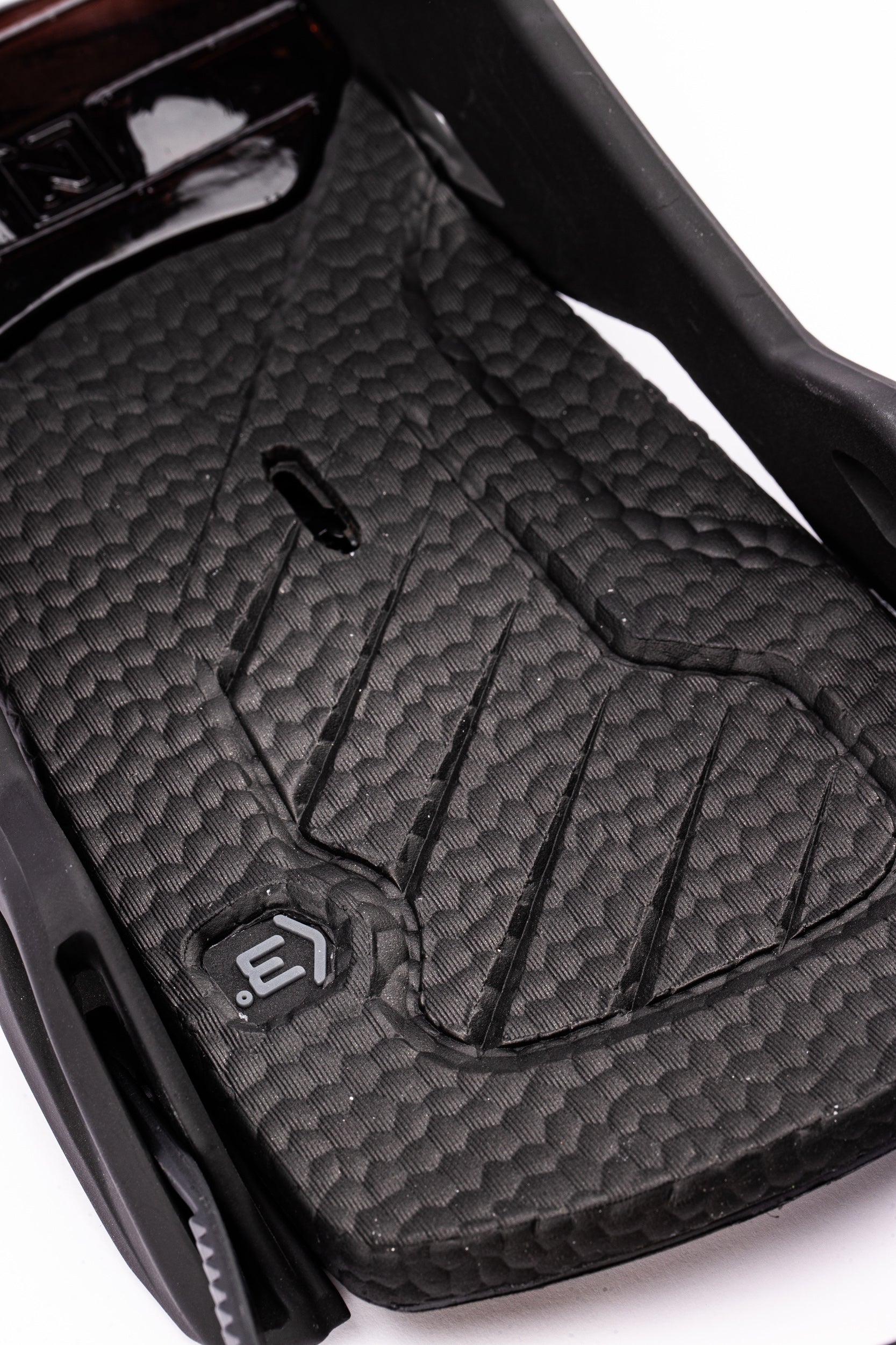 Black Nitro Team Pro snowboard bindings with footbed, designed for professional snowboarding performance.