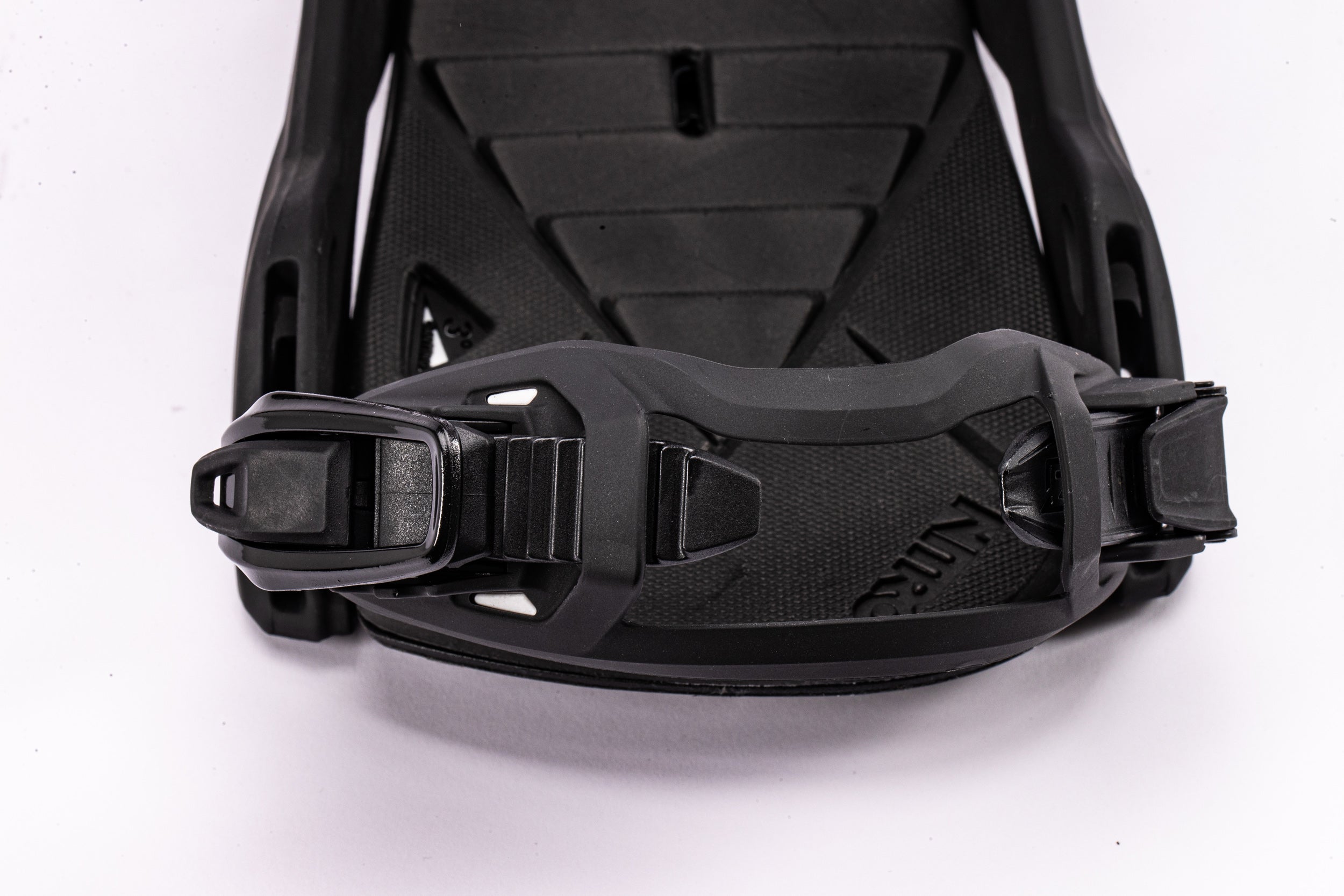 Black Nitro Team Snowboard Bindings for 2027 with toe strap and adjustable high-back, designed for snowboarding enthusiasts.