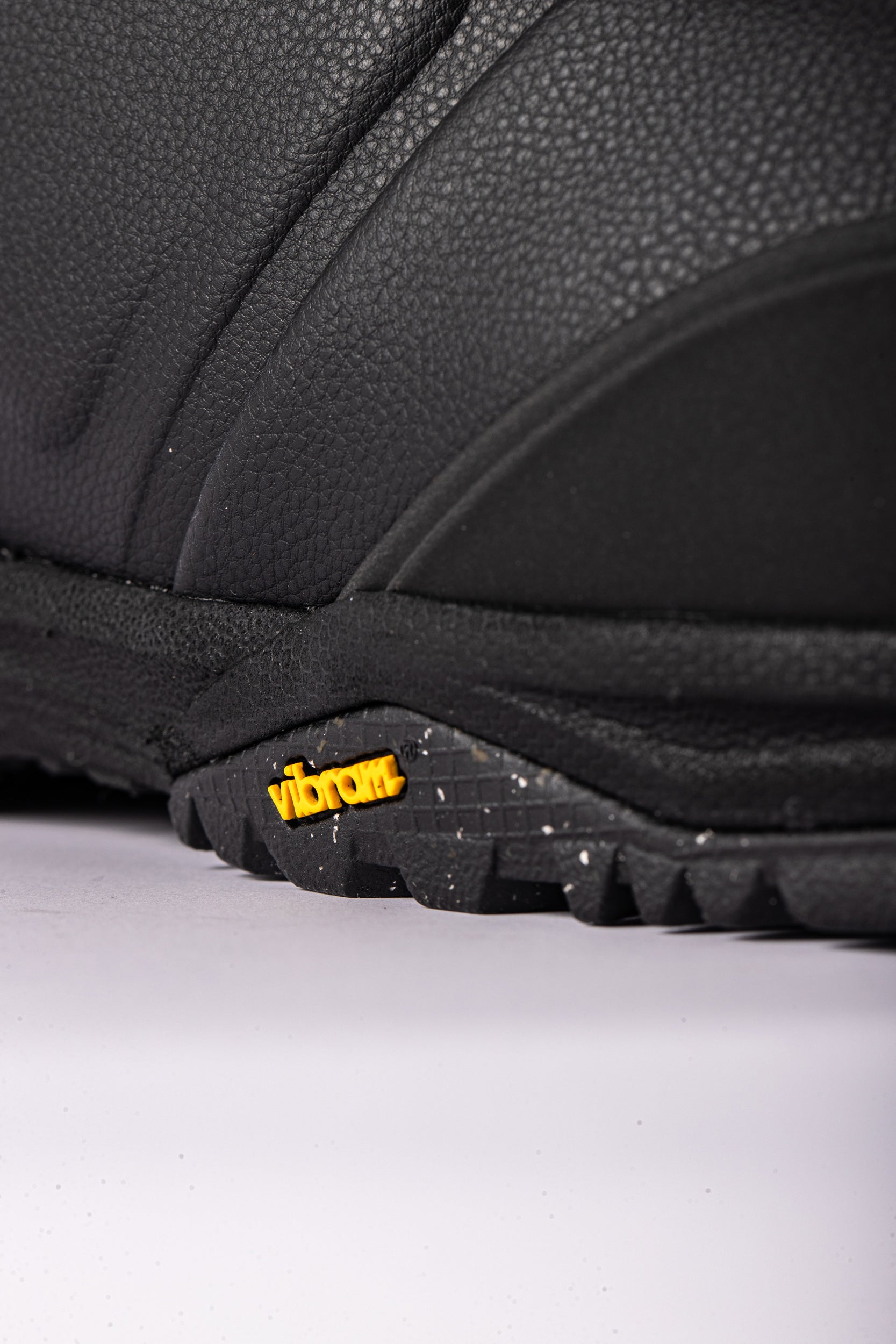 Black Nitro Team TLS Snowboard Boots for 2027 with Vibram Milosport sole, designed for snowboarding comfort and performance.