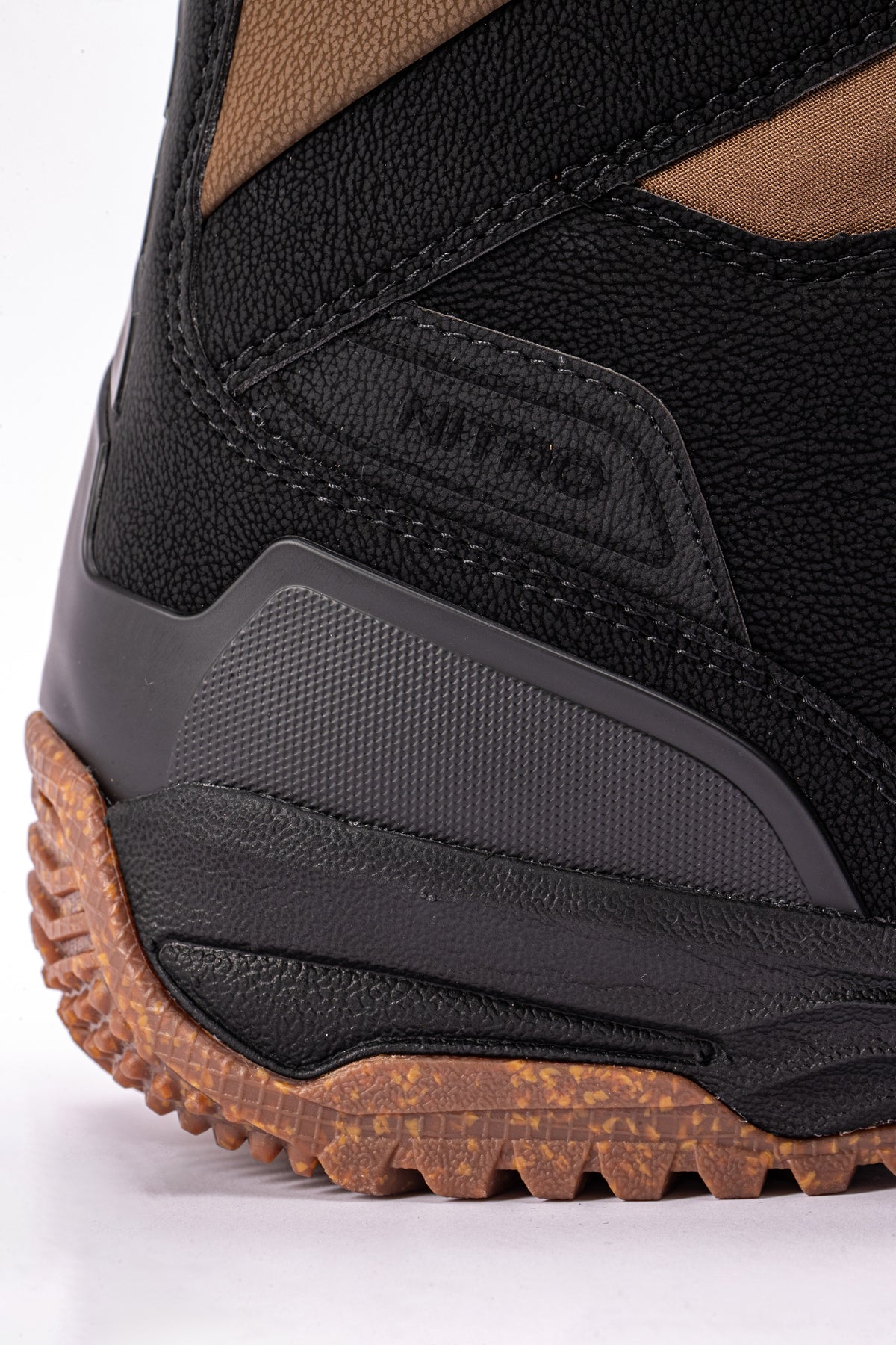 Nitro Venture Pro TLS snowboard boots in brown and black with heel detail, designed for snowboarding in 2027.