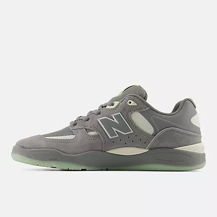 New Balance Numeric Tiago 1010 Shoe in Grey and White