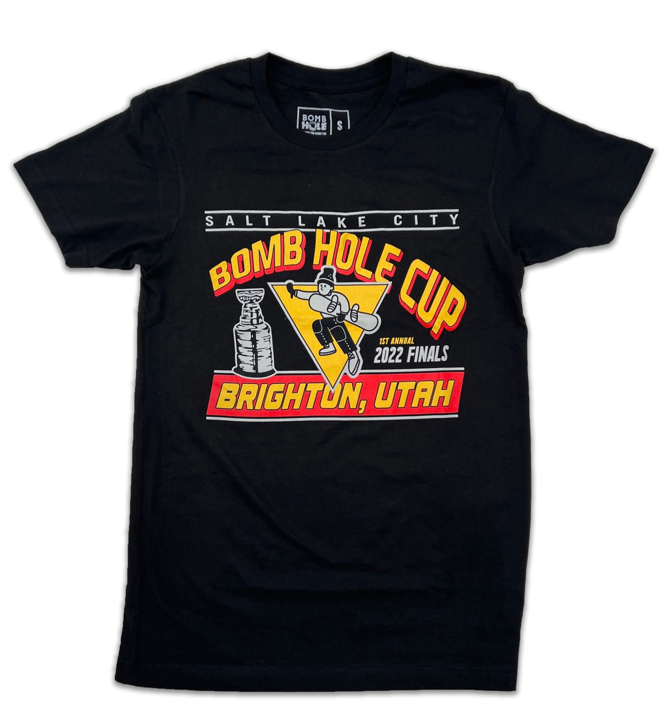 The Bomb Hole Cup T-shirt in Black - M I L O S P O R T