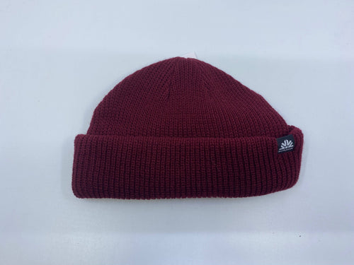 Autumn Shorty Double Roll Beanie in Burgundy - M I L O S P O R T