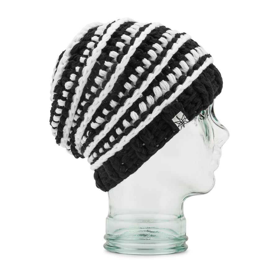 Volcom Rav Crochet Beanie in Black 2023