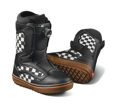 Vans Aura Og Snowboard Boot in Checkerboard Black and Gum 2023
