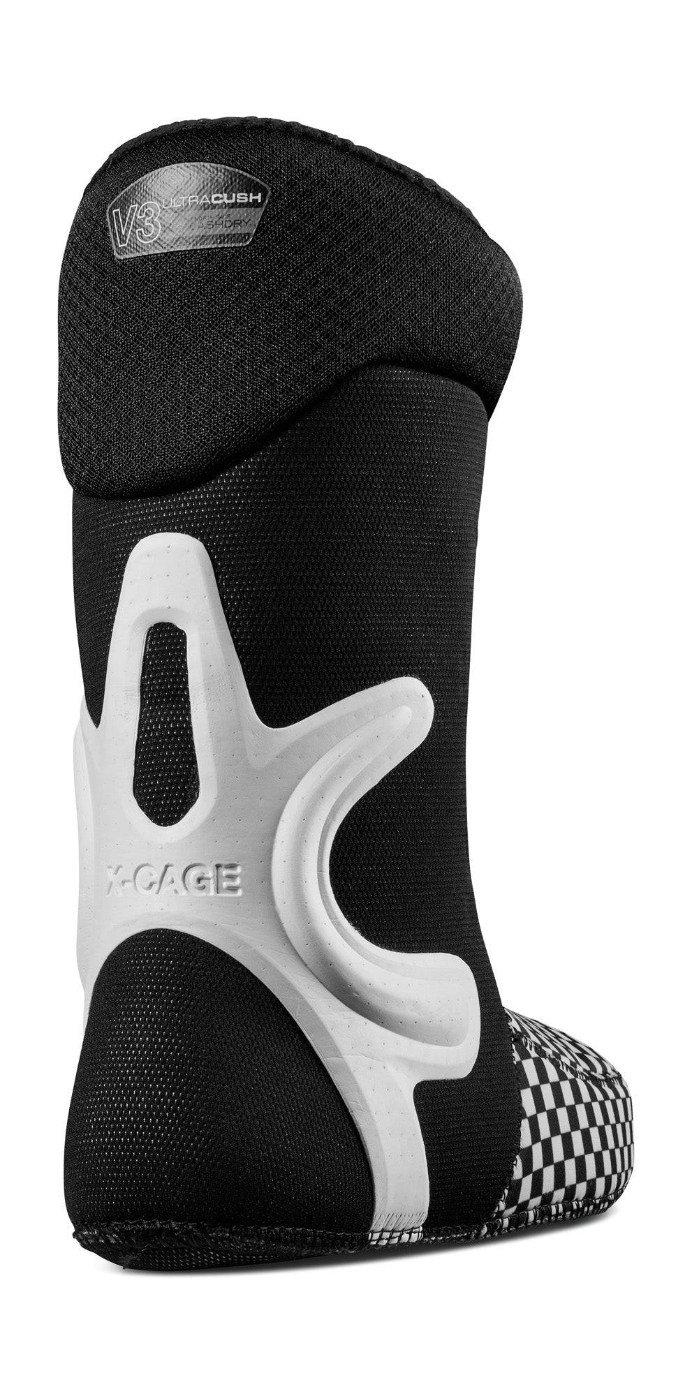 Vans Verse Range Edition Snowboard Boot in Black Bryan Iguchi 2023 - M I L O S P O R T
