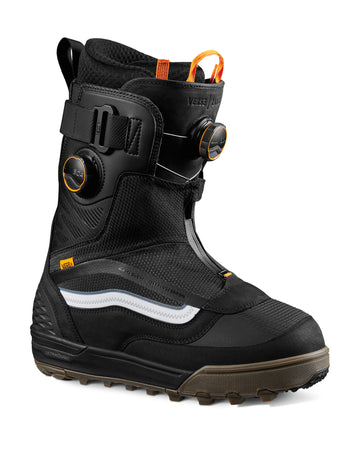 Vans Verse Range Edition Snowboard Boot in Black Bryan Iguchi 2023