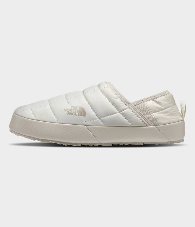 The North Face Womens ThermoBall Traction Mule V in Gardenia White and Silver Grey 2023