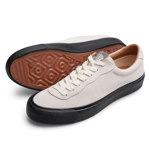 Last Resort AB VM001 Suede Lo Skate Shoe in White and Black
