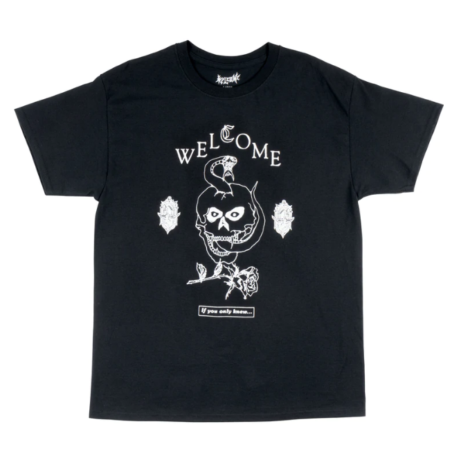 Welcome Fangs Tee in Black - M I L O S P O R T